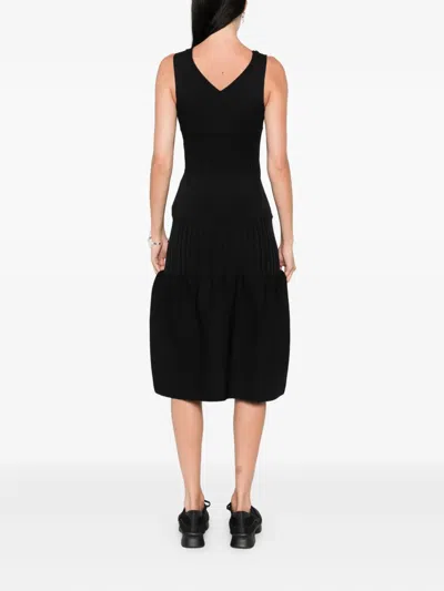 Cfcl Ribbed V-neck Midi Dress In Black