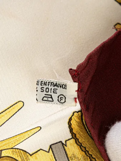 Pre-owned Hermes 20th Century Les Eperons Silk Scarf Scarves In Red