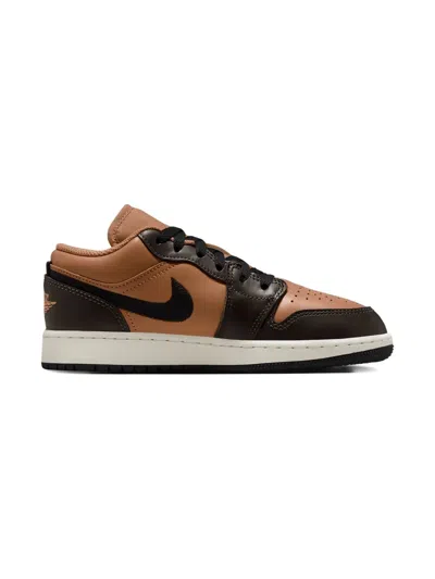 Nike Air Jordan 1 Se "flax/baroque Brown" Sneakers In Brown