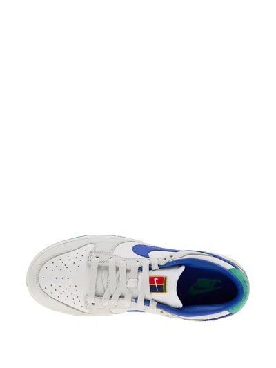 Nike Dunk Low Sneakers