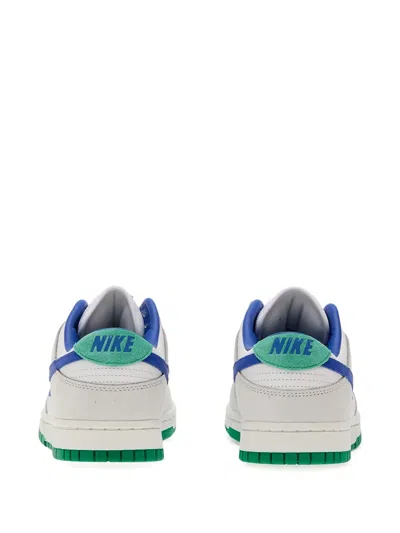 Nike Dunk Low Sneakers