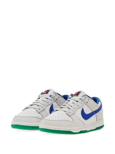 Nike Dunk Low Sneakers