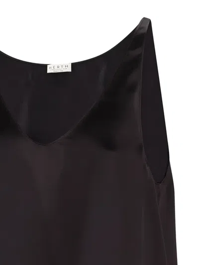 Hearth Else V-neck Silk Tank Top