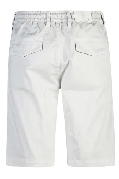 Eleventy Stretch Cotton Bermuda Shorts In White