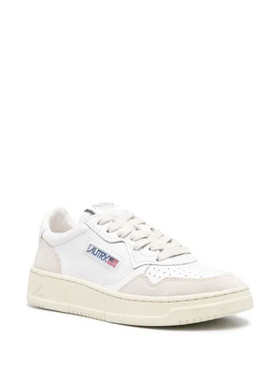 Autry Low Sneaker With Perforated Detailing And Contrast Panel In White