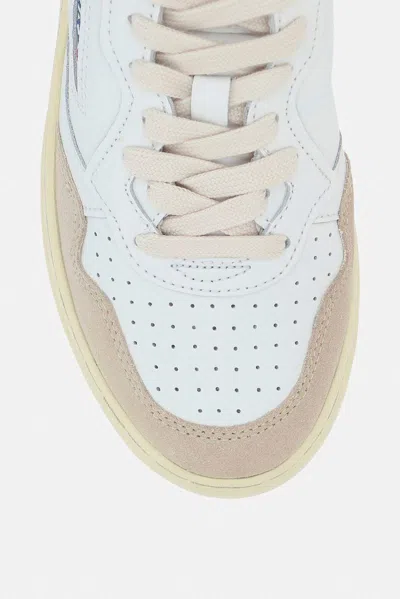 Autry Low Sneaker With Perforated Detailing And Contrast Panel In White
