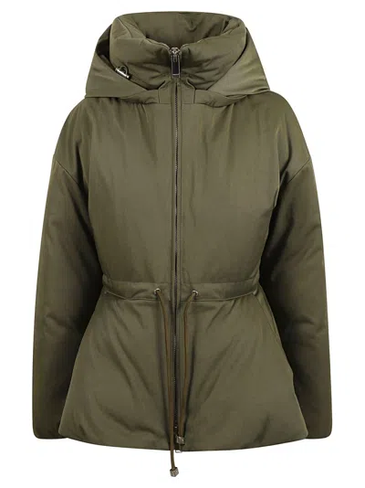 Alexander Mcqueen Relaxed Silhouette Coat With High Collar In Green