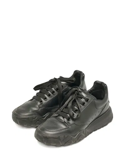 Pre-owned Alexander Mcqueen Leather Sneakers