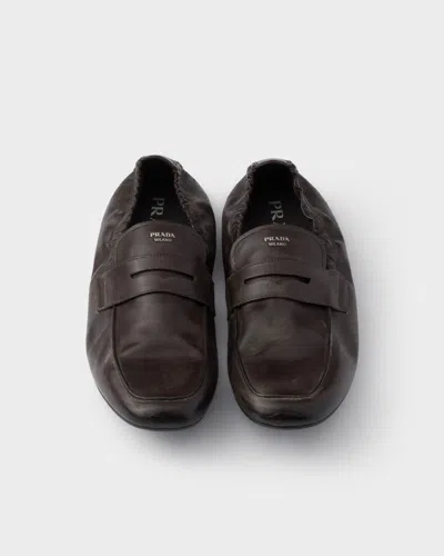 Prada Shuffle Loafer Aus Leder In Antik-optik