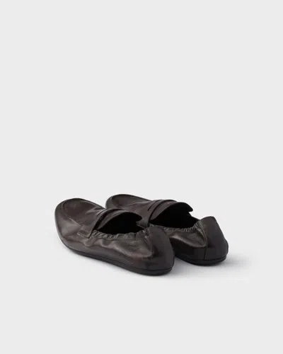 Prada Shuffle Loafer Aus Leder In Antik-optik