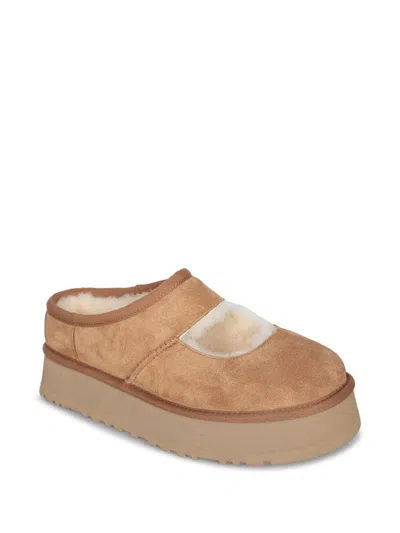 Ugg Sandals