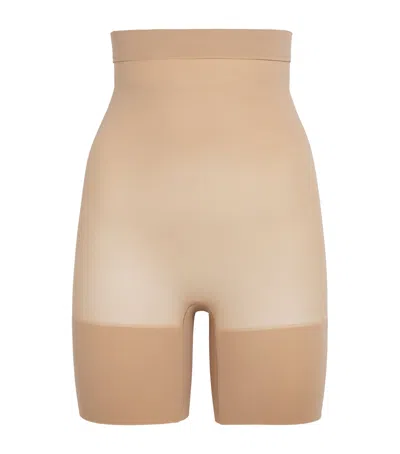 Skims Seamless Sculpt Mid-thigh Shorts