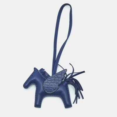 Pre-owned Hermes Bleu Saphir Milo Leather And Alligator Touch Grigri Rodeo Pegase Bag Charm Pm