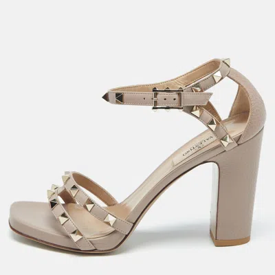 Pre-owned Valentino Garavani Beige Leather Rockstud Ankle Strap Sandals Size 36.5