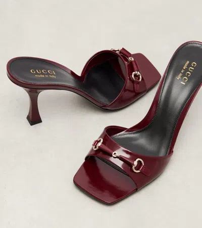Gucci Leather Mules Featuring Glossy Finish And Open Toe In Burgundy