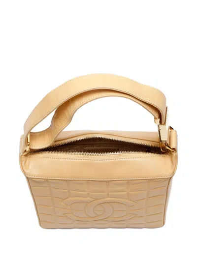Pre-owned Chanel 2003-2004 Chocolate Bar Shoulder Bag In Neutral