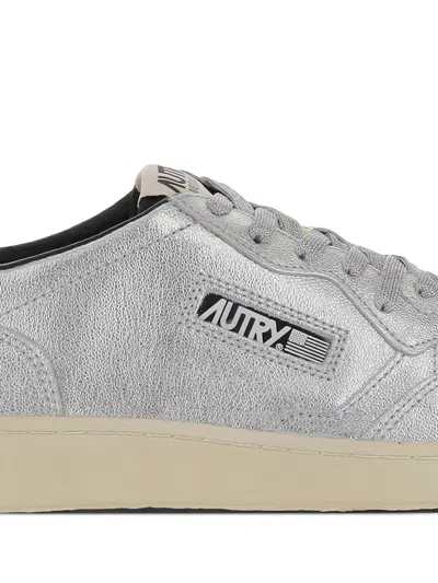 Autry Medalist Lace-up Sneakers