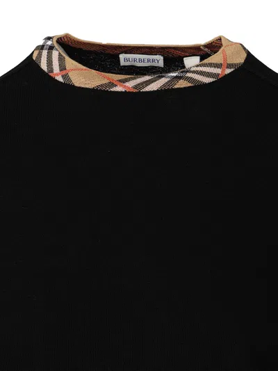 Burberry Crew Neck Knitwear With Distinctive Patterned Collar