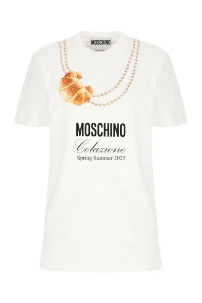 Moschino Oversized Cotton T-shirt With Playful Croissant Print In White