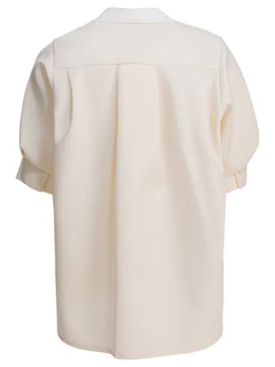 Sacai Short Sleeve V-neck Sweater With Ribbed Texture And Front Pockets In White