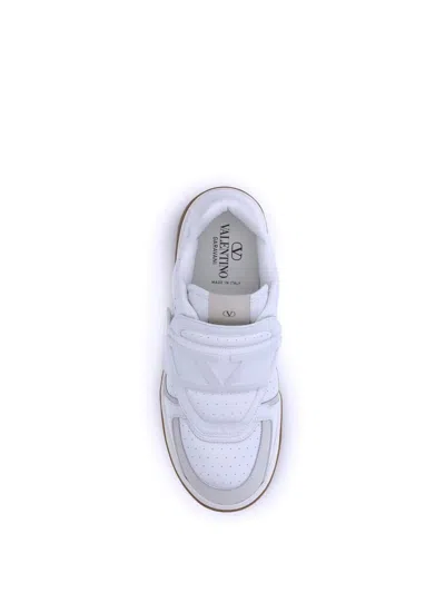 Valentino Sneaker Low Top Joie De Jouer White In White