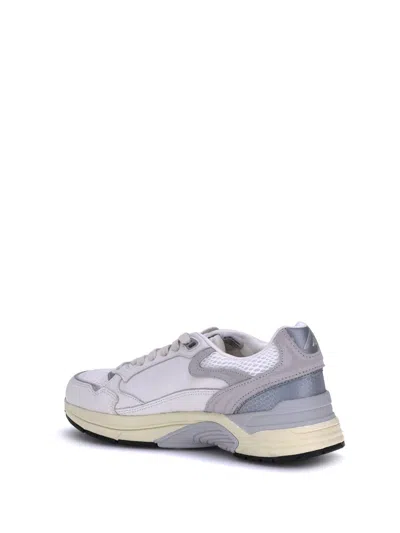 Autry White Medalist Sneakers In White