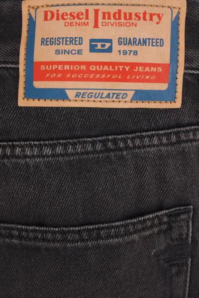 Diesel Logo-patch Jeans In Black