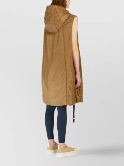 Max Mara Hooded Sleeveless Mid-length Coat With Adjustable Drawstrings In Burgundy