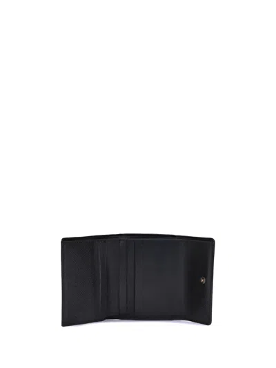 Chloé Women Charms Trifold Wallet In Black