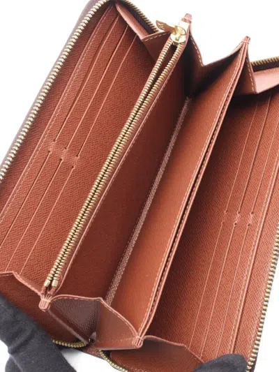 Pre-owned Louis Vuitton 2021 Zippy Wallet In Brown