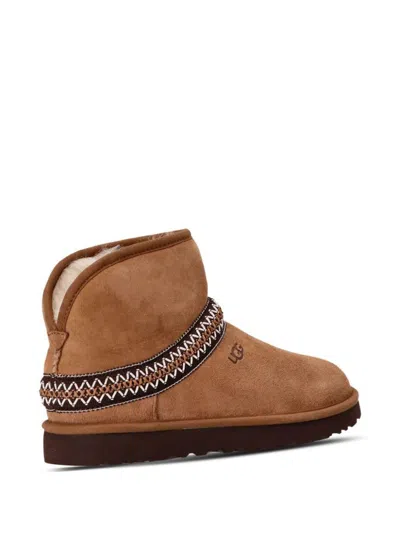 Ugg "classic Mini Crescent" Ankle Boots