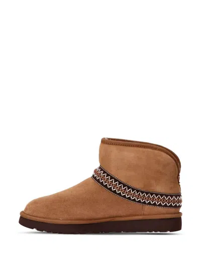 Ugg "classic Mini Crescent" Ankle Boots