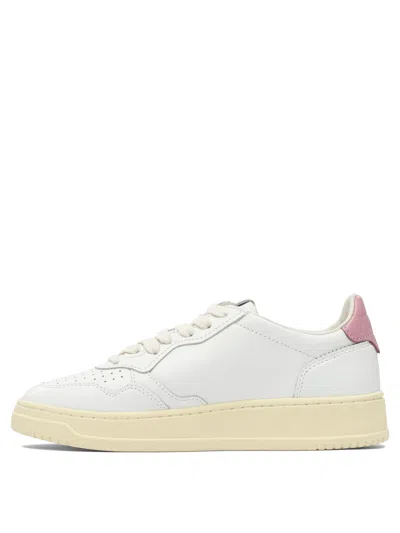 Autry Medalist Low Sneakers In White And Polignac Leather Shoes