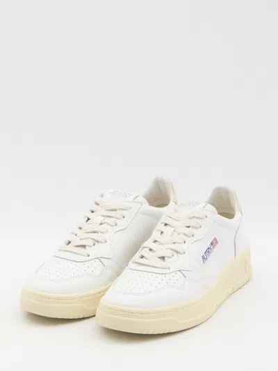 Autry Medalist Low - Leather Sneakers