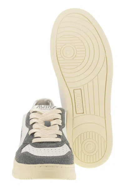 Autry Medalist Low - Sneakers With Two-tone Glitter