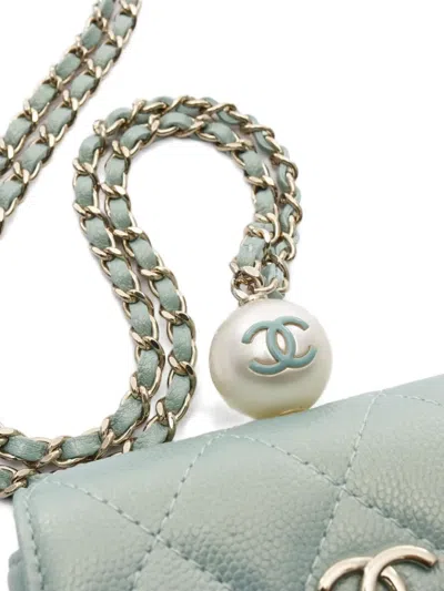 Pre-owned Chanel 2021-2022 Chain Flap Coin Purse In Green