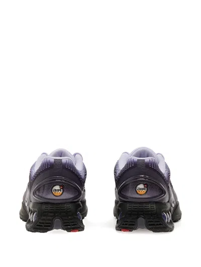 Nike Air Max Dn Sneakers
