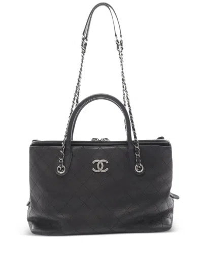 Pre-owned Chanel 2016-2017 Coco Mark Shoulder Bag In Black