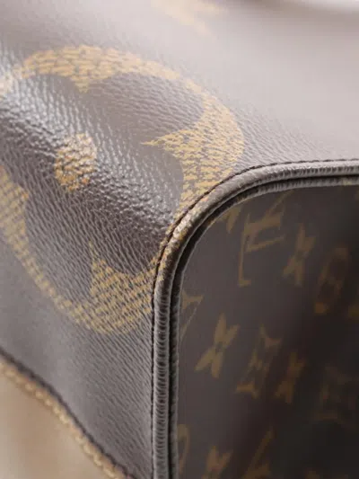 Pre-owned Louis Vuitton 2020 On-the-go Mm Monogram Tote Bag In Brown