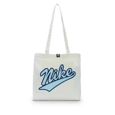 Nike Heritage Graphic Tote Bag