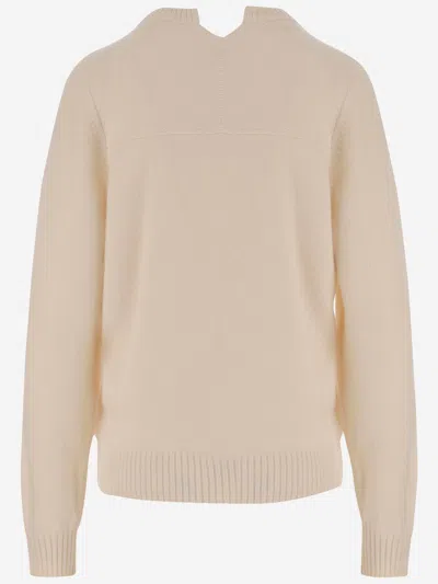 Carven V-neck Cashmere Sweater In Neutral