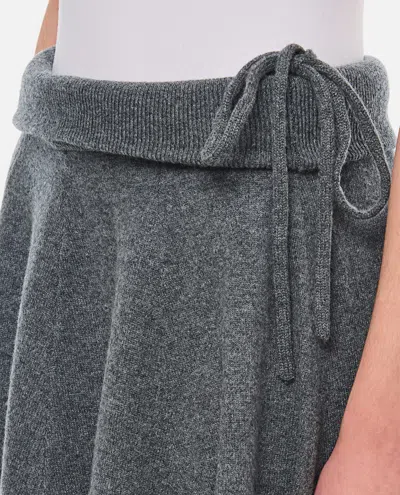 Extreme Cashmere Cashmere Short Pleated Skirt In Gray