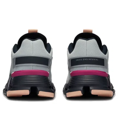 On Running (wmns)  Cloudnova Form 'glacier Aurora'