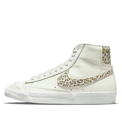 Nike (wmns)  Blazer Mid '77 Se 'lemon Leopard'