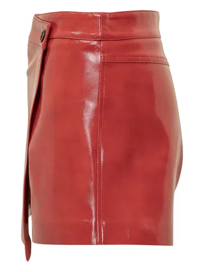 Msgm Patent Leather Asymmetric Skorts In Red