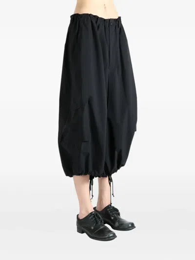 Y's Drawstring Cropped Trousers In Black
