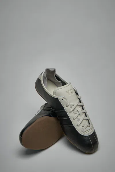 Y-3 Tokyo
