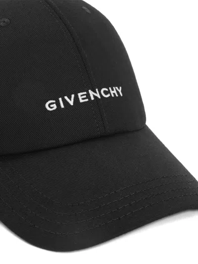 Givenchy Logo Embroidered Baseball Cap In Black