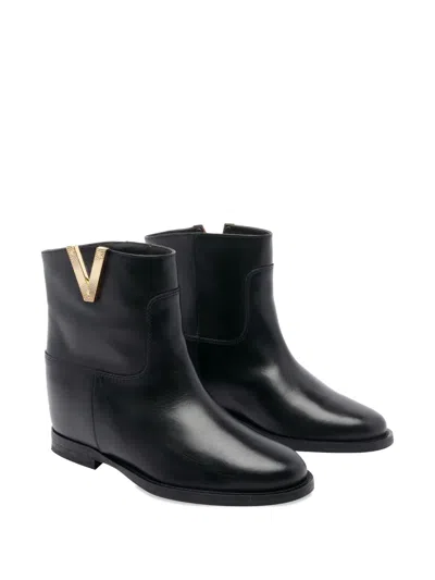 Via Roma 15 Calfskin Ankle Boot With Decorative Gold-tone Plaque In Black