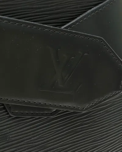 Pre-owned Louis Vuitton Epi Sac D'épaule Gm Bag